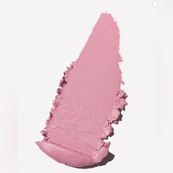 MAC Cosmetics Glow Play Cushiony Blush in Totally Synced - Picture 2 of 11